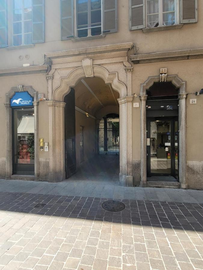 Sofia Lake Suite Como Eksteriør billede